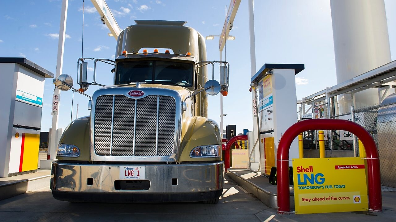 A truck getting ready to fuel at Shell's LNG fuelling station